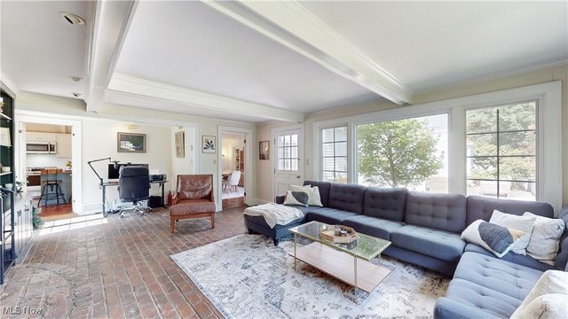 11865 Africa Acres Drive, Chesterland, OH 44026