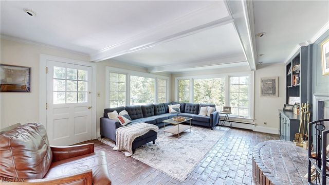 11865 Africa Acres Drive, Chesterland, OH 44026