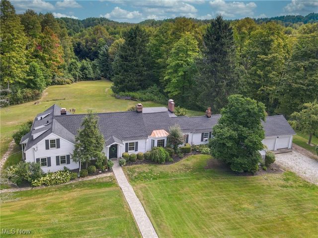 11865 Africa Acres Drive, Chesterland, OH 44026