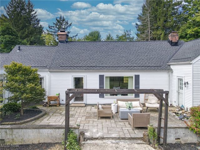 11865 Africa Acres Drive, Chesterland, OH 44026