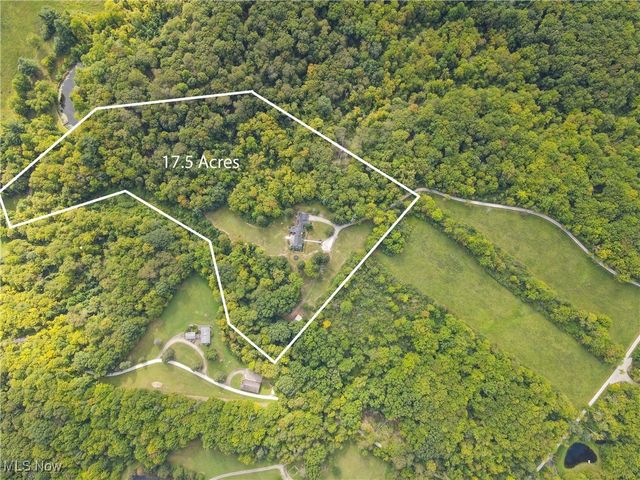 11865 Africa Acres Drive, Chesterland, OH 44026