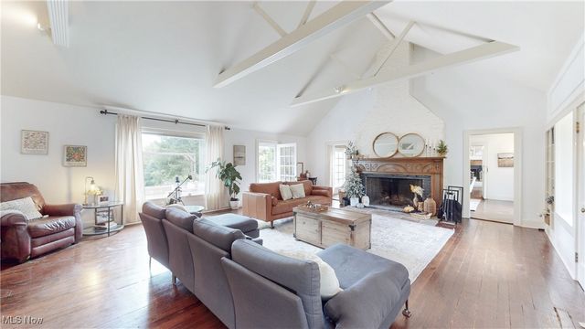 11865 Africa Acres Drive, Chesterland, OH 44026