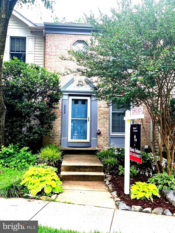 6556 SKYLEMAR TRL, Centreville, VA 20121