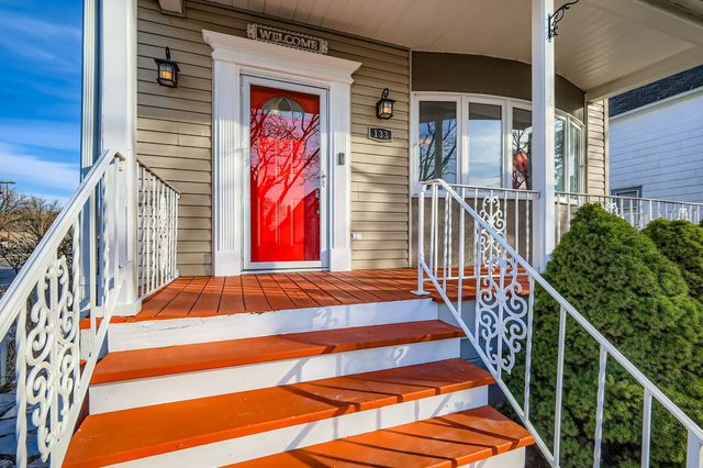 133 N 17th Avenue, Melrose Park, IL 60160