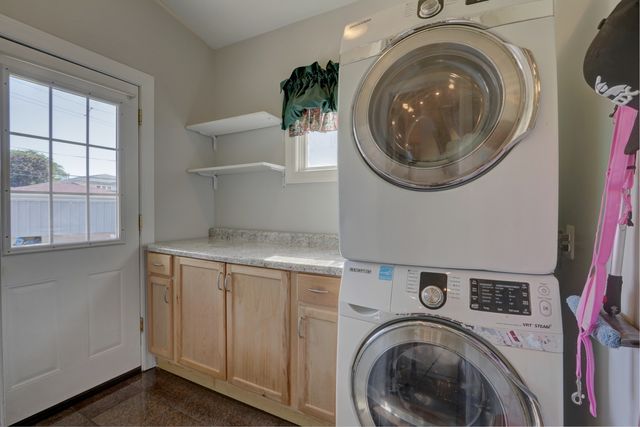 133 N 17th Avenue, Melrose Park, IL 60160