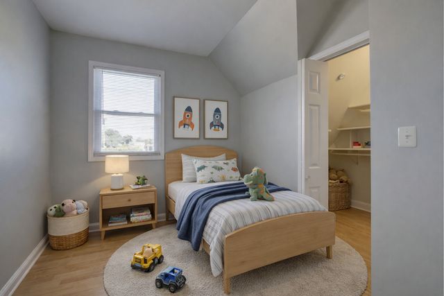 133 N 17th Avenue, Melrose Park, IL 60160