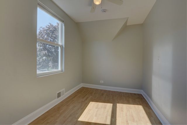 133 N 17th Avenue, Melrose Park, IL 60160