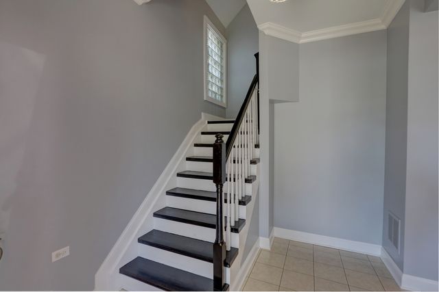 133 N 17th Avenue, Melrose Park, IL 60160