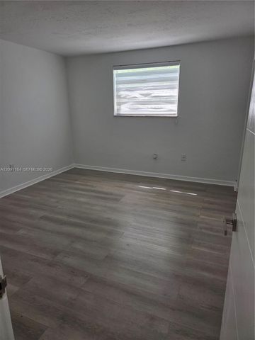 4655 Palm Avenue 222, Hialeah, FL 33012