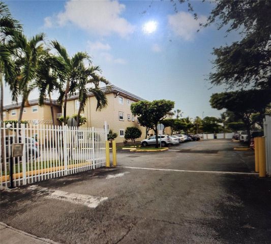 4655 Palm Avenue 222, Hialeah, FL 33012