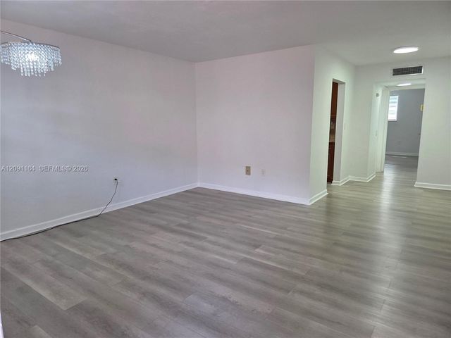 4655 Palm Avenue 222, Hialeah, FL 33012