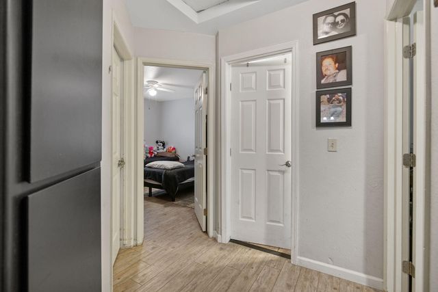 606 N Orange Avenue, Exeter, CA 93221