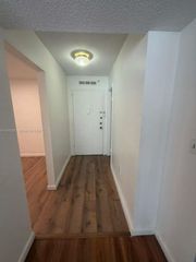 2780 NE 183rd St 410, Aventura, FL 33160