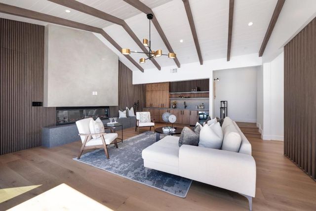 655 Hayne Road, Hillsborough, CA 94010