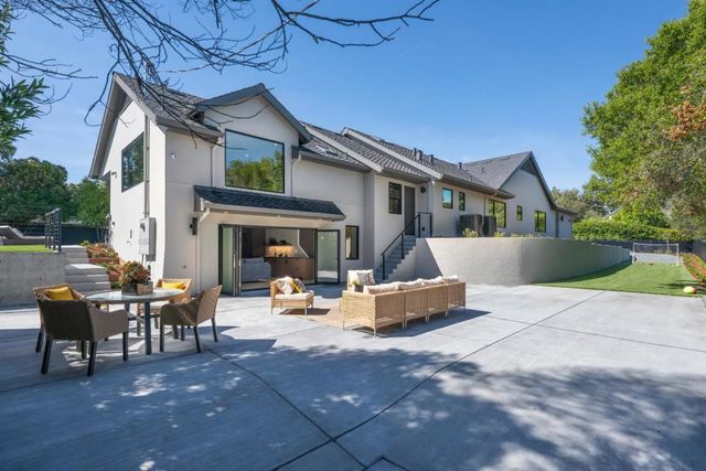 655 Hayne Road, Hillsborough, CA 94010