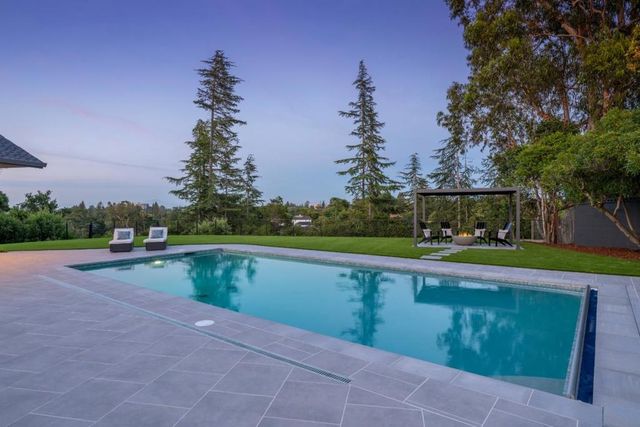 655 Hayne Road, Hillsborough, CA 94010