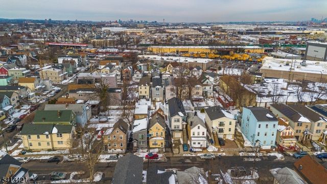 853 Rebecca Pl, Elizabeth City, NJ 07201