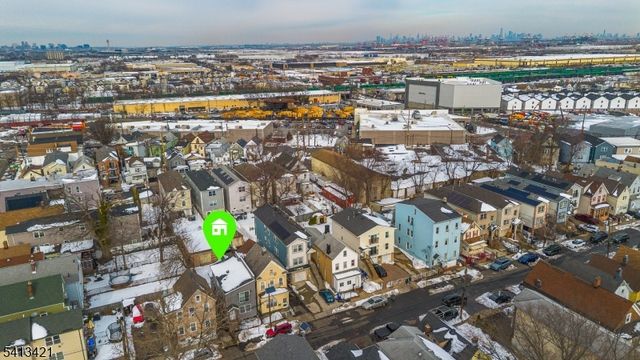 853 Rebecca Pl, Elizabeth City, NJ 07201