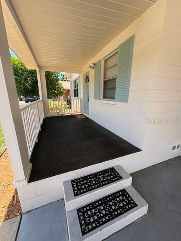 1014 E OKALOOSA AVENUE, Tampa, FL 33604