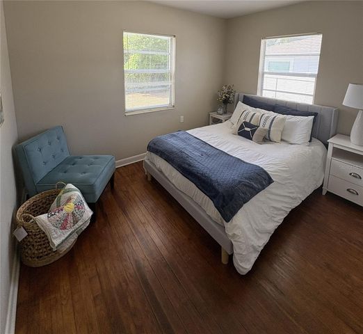 1014 E OKALOOSA AVENUE, Tampa, FL 33604