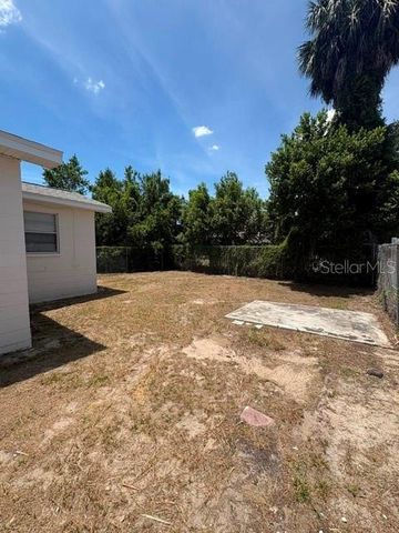 1014 E OKALOOSA AVENUE, Tampa, FL 33604