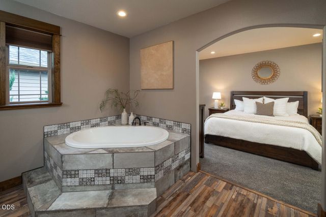 63109 Turret Court, Bend, OR 97701