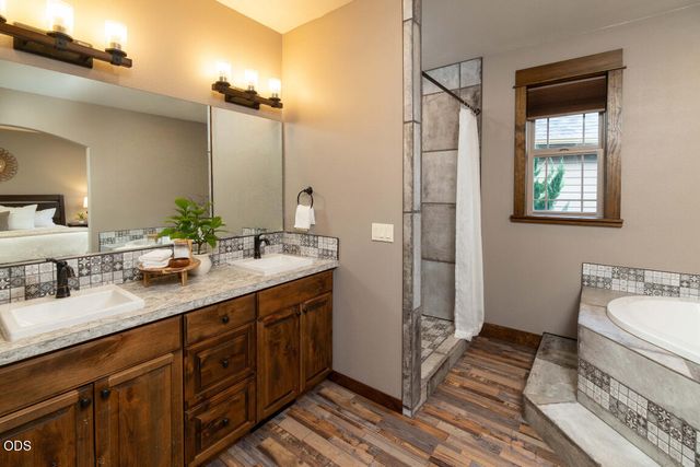 63109 Turret Court, Bend, OR 97701