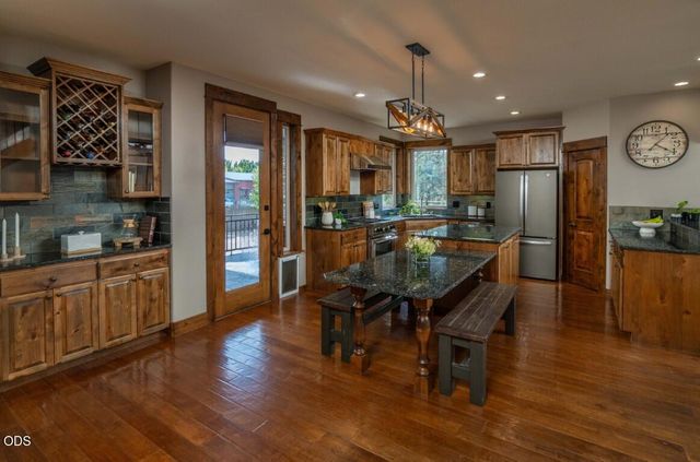 63109 Turret Court, Bend, OR 97701