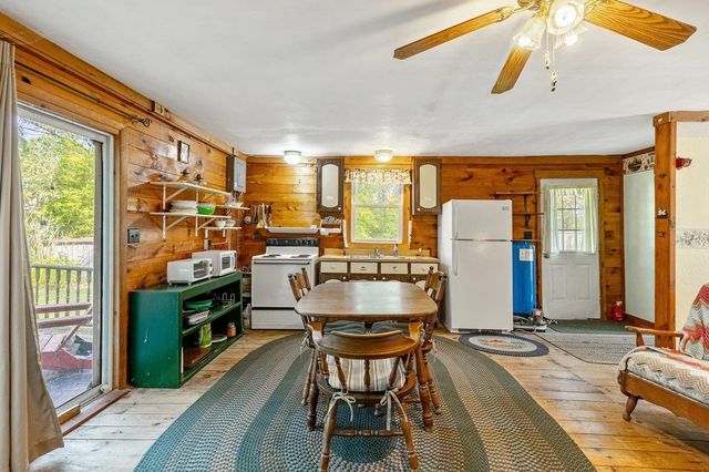2322 West Shore Road, Alburgh, VT 05440