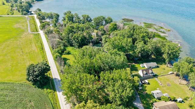 2322 West Shore Road, Alburgh, VT 05440