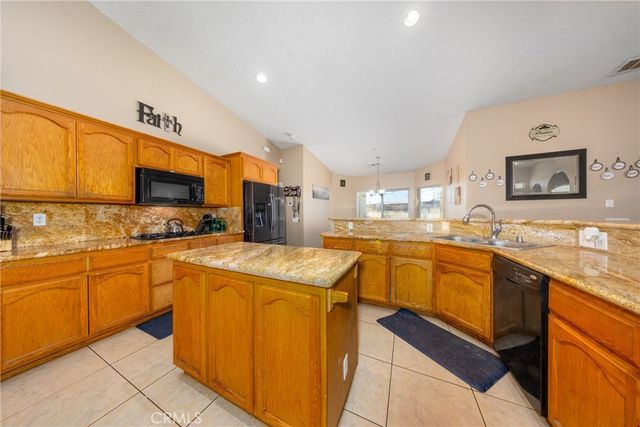 11671 Desert View, Pinon Hills, CA 92372