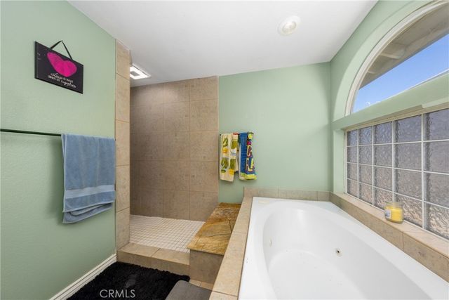 11671 Desert View, Pinon Hills, CA 92372