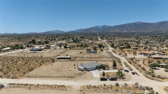 11671 Desert View, Pinon Hills, CA 92372