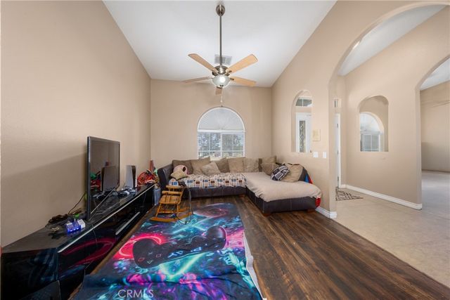 11671 Desert View, Pinon Hills, CA 92372