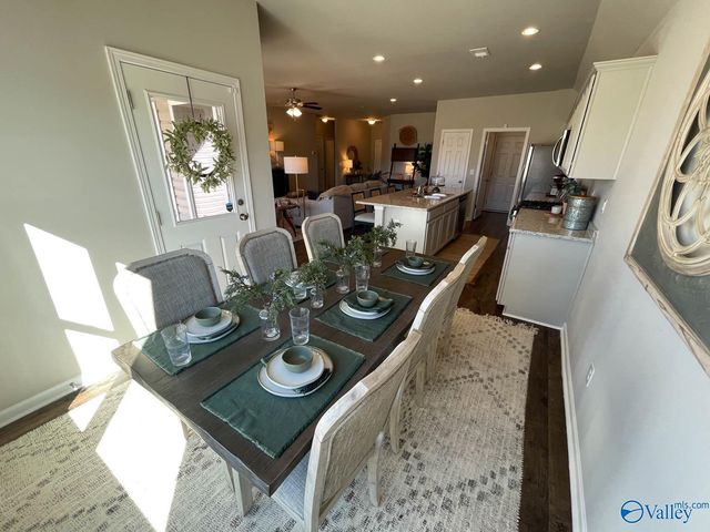 4306 Foxwood Drive, Decatur, AL 35603