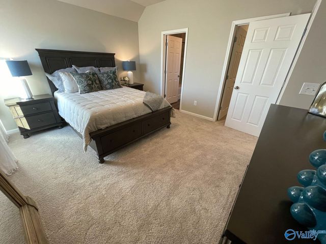 4306 Foxwood Drive, Decatur, AL 35603