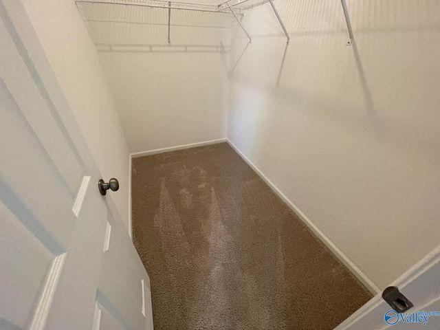 4306 Foxwood Drive, Decatur, AL 35603