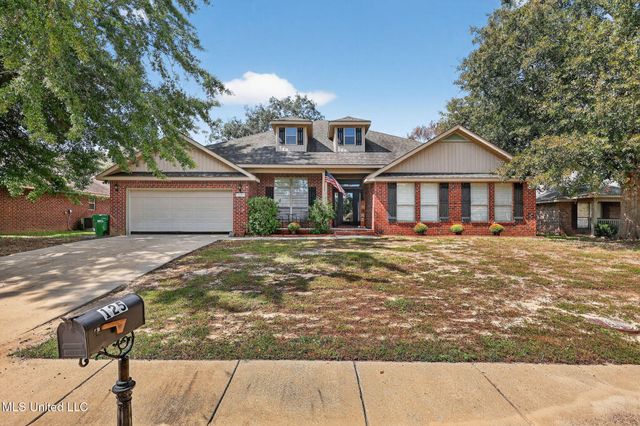 125 Brackish Place, Ocean Springs, MS 39564