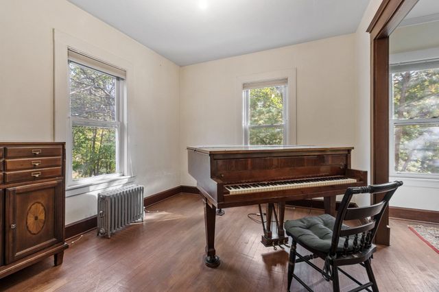 65 School Street, Acton, MA 01720