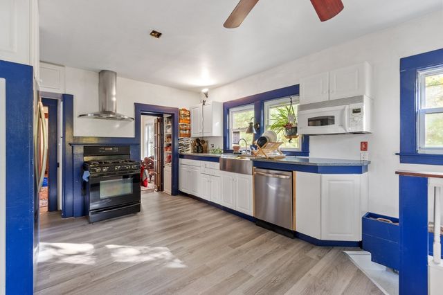 65 School Street, Acton, MA 01720