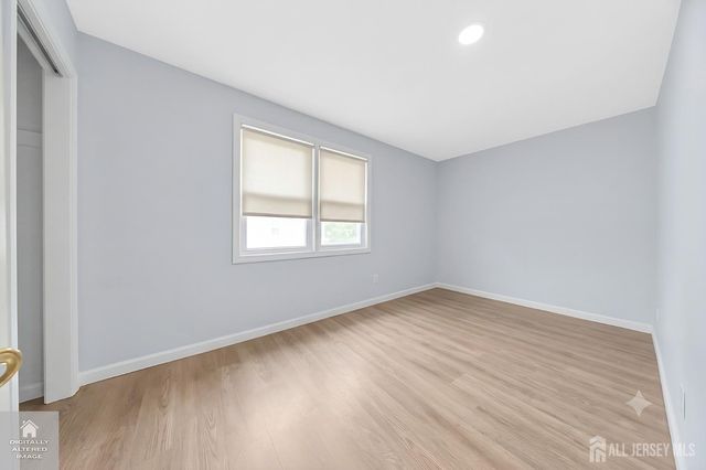 313 Livingston Street, Elizabeth, NJ 07206