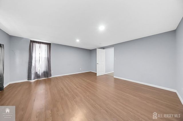 313 Livingston Street, Elizabeth, NJ 07206