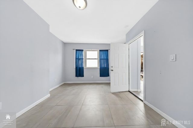 313 Livingston Street, Elizabeth, NJ 07206