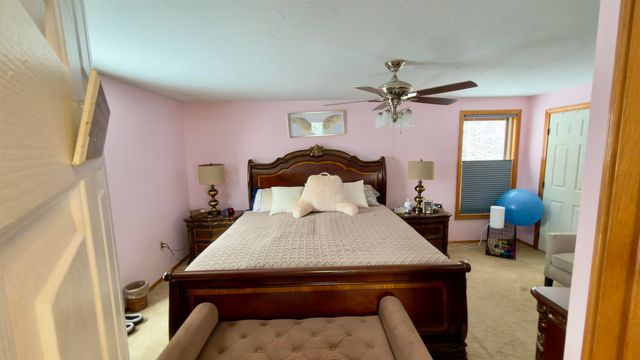 5 Old Turnpike Road, Epsom, NH 03234