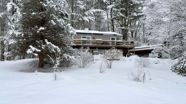 5 Old Turnpike Road, Epsom, NH 03234