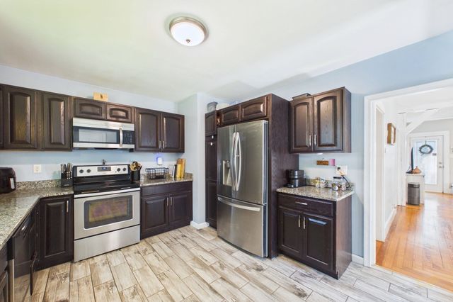 57 Mary St, New Bedford, MA 02745