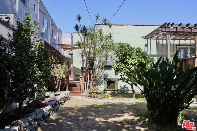 7620 Fountain, West Hollywood, CA 90046