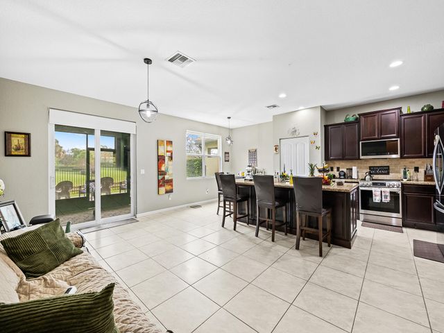 6830 Langdon Way, Lake Worth, FL 33463