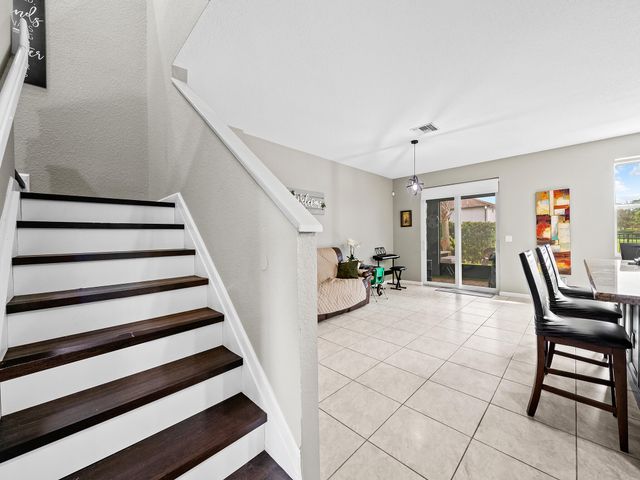 6830 Langdon Way, Lake Worth, FL 33463