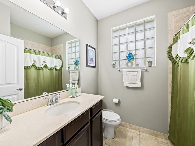 6830 Langdon Way, Lake Worth, FL 33463